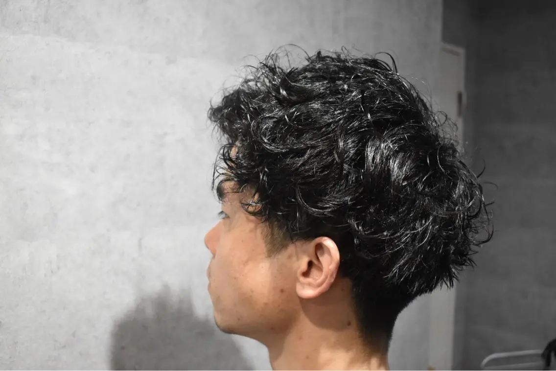 ミディアム パーマ メンズ カット パーマ ヘアセット 中西 将斗のヘアスタイル
