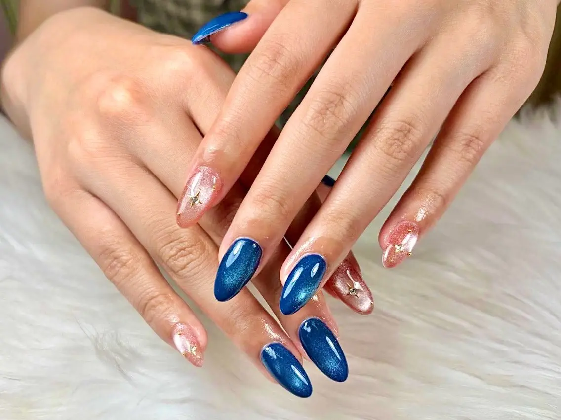 ネイル アートネイル ボルドー フレンチネイル ジェルネイル 氷ネイル・うるうるネイル ハンドネイル Yuki nail salon Anのネイルデザイン