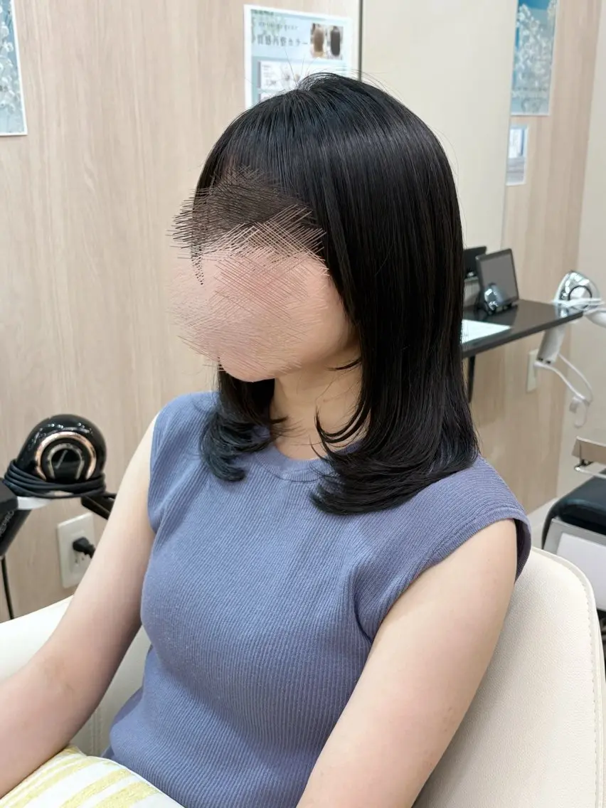 セミロング 中村 佳歩のヘアスタイル