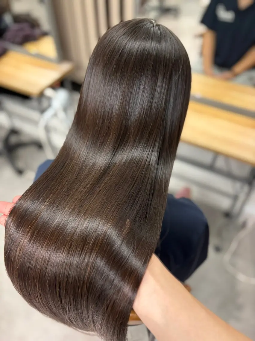 縮毛矯正 伊藤 愛士のヘアスタイル