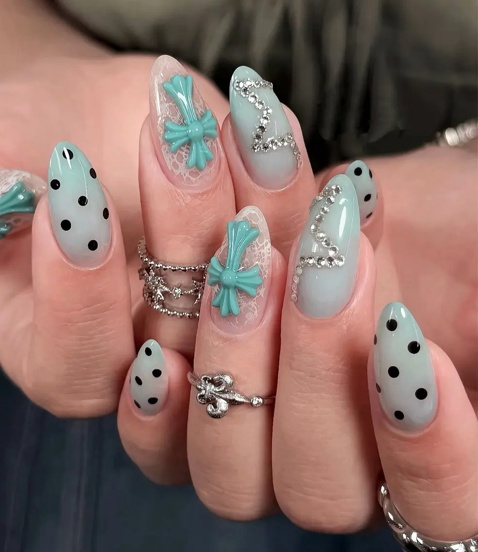 ネイル オーロラネイル べっ甲ネイル チークネイル 成人式 長さ出し ハンドネイル ハンドケア For you. Nail Salonのネイルデザイン