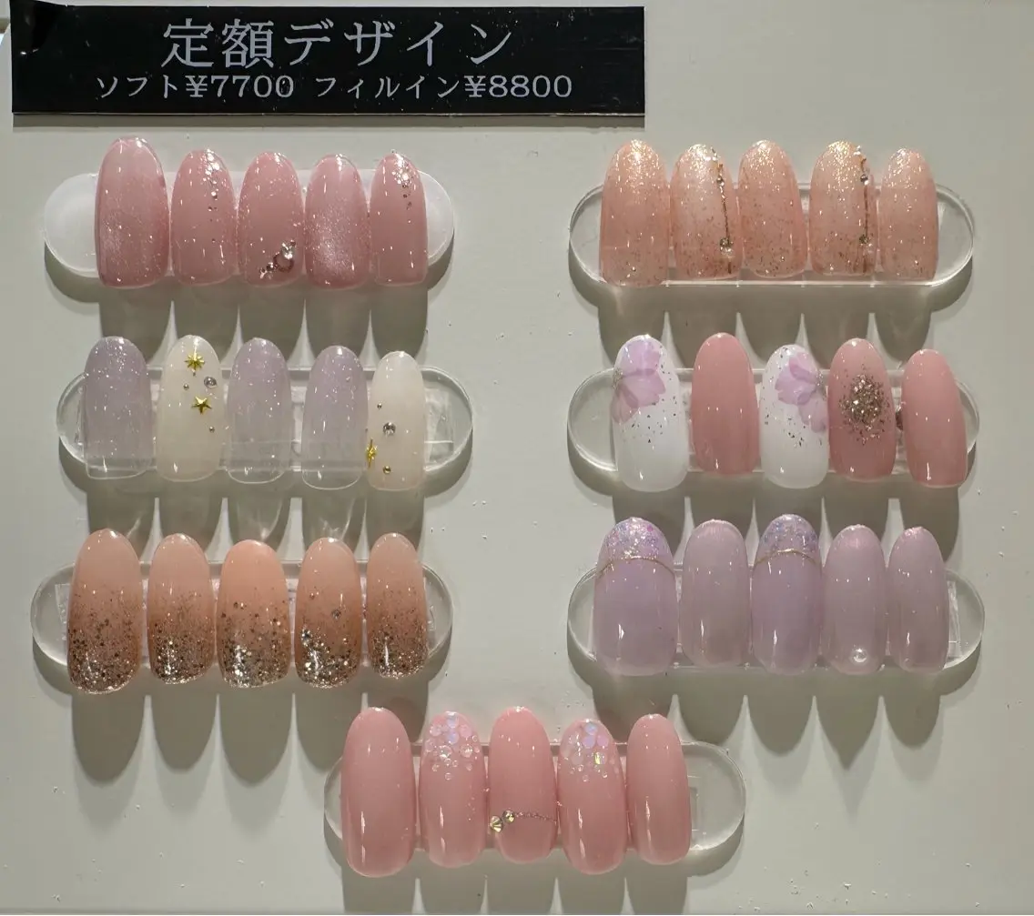 ネイル アートネイル ラ・ルーン国母店 Ayumiのネイルデザイン