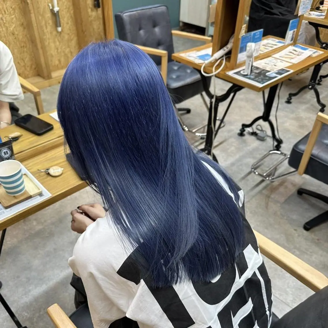 セミロング カラー 🎀ブリーチ＆カラー 🎀モデル募集のヘアスタイル