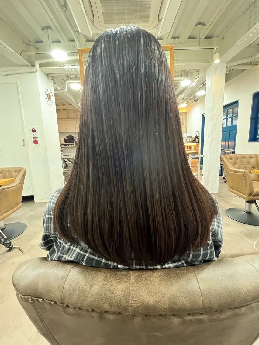 ロング カット 縮毛矯正🌟カラー╱ ╱いいじまのヘアスタイル