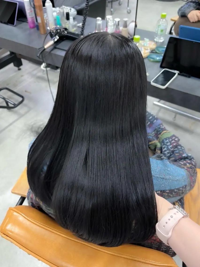 ロング かおり/似合わせ/ 透明感カラーのヘアスタイル