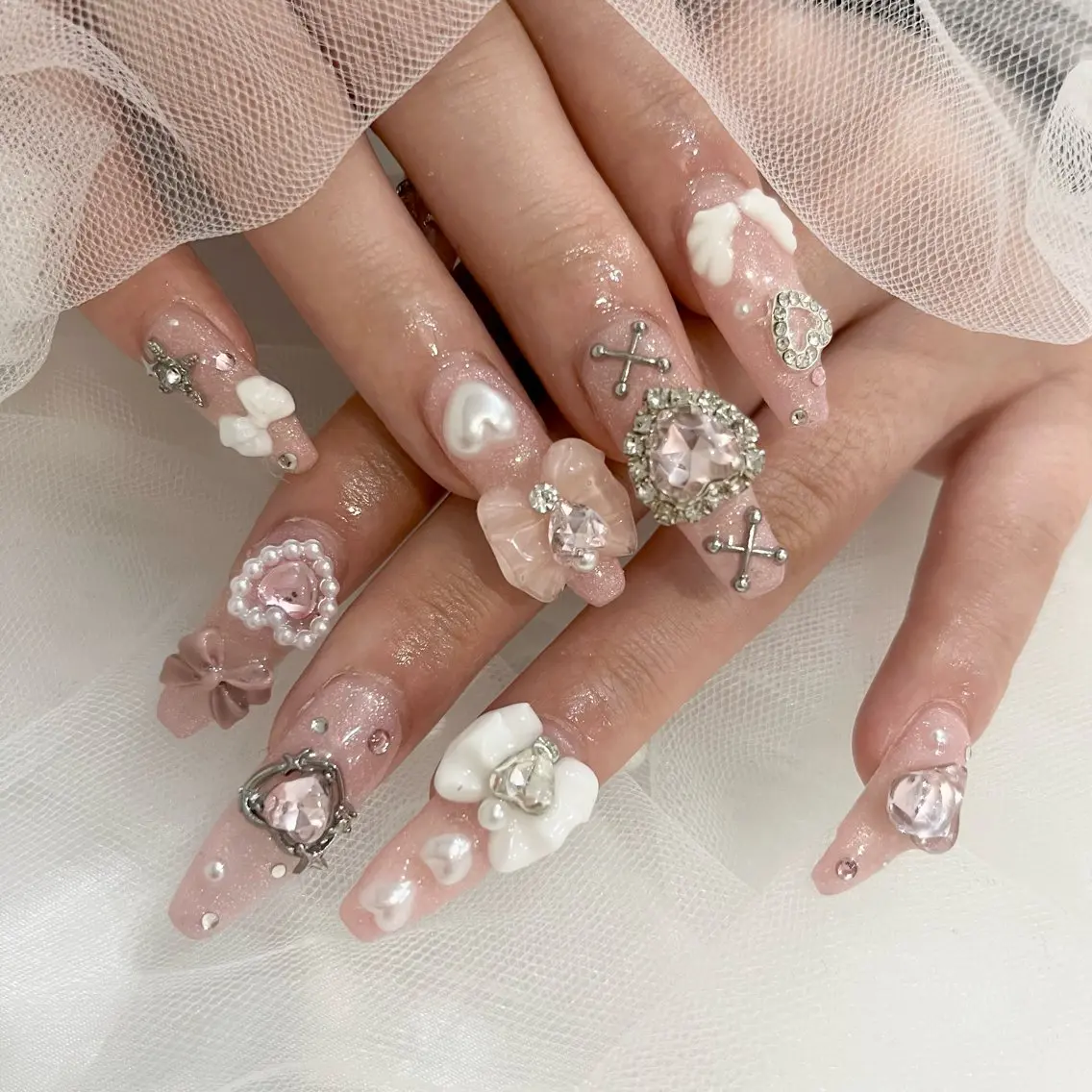 ネイル SALON ELVI.のネイルデザイン