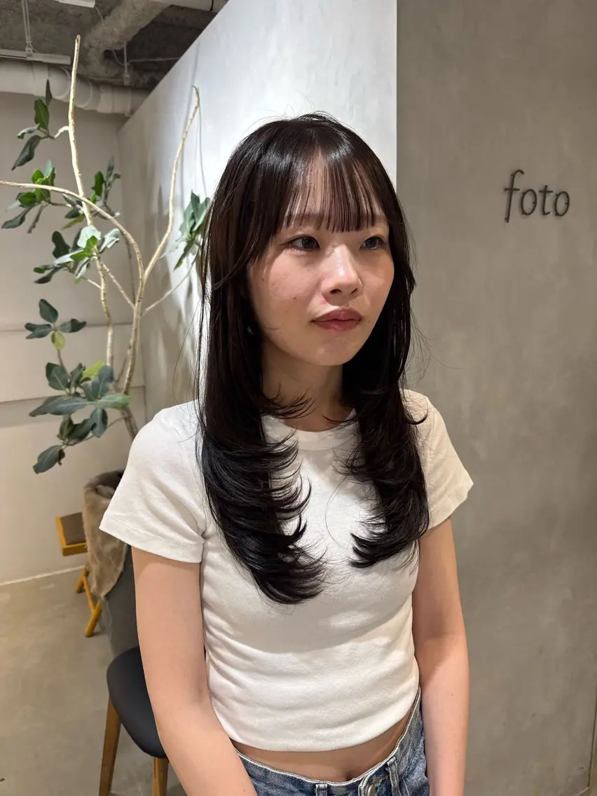 ミディアム カット 縮毛矯正 トリートメント 新宿/顔周りカット +レイヤー=しずく♩のヘアスタイル