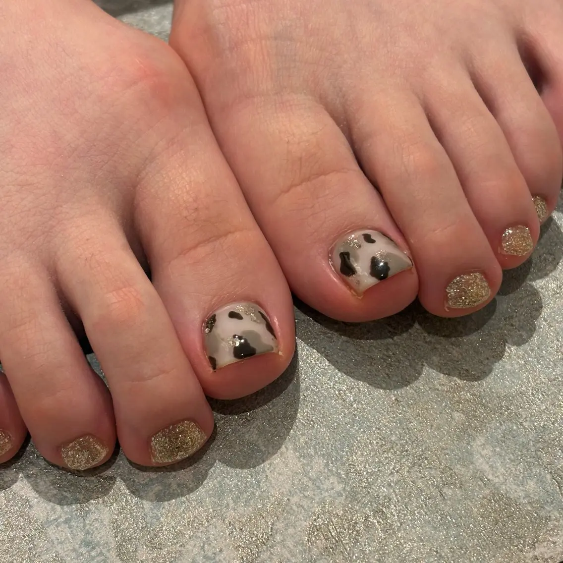 ネイル フットネイル CLALA Tokiho 🖤:のネイルデザイン