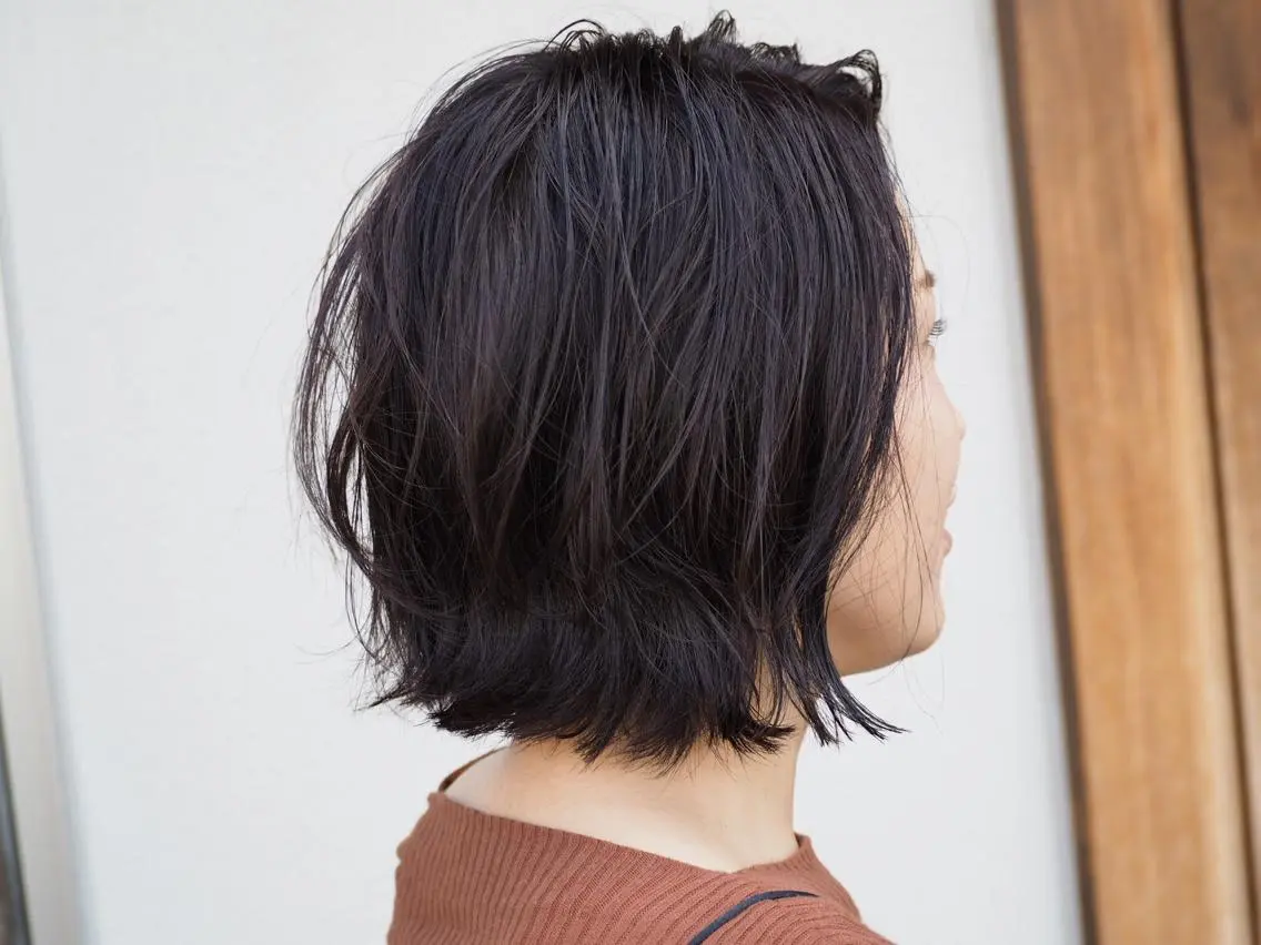ミディアム カラー ヘアアレンジ ボブレイヤー ダークグレー ダークグレージュ グレージュ ボブ 酒井 透のヘアスタイル