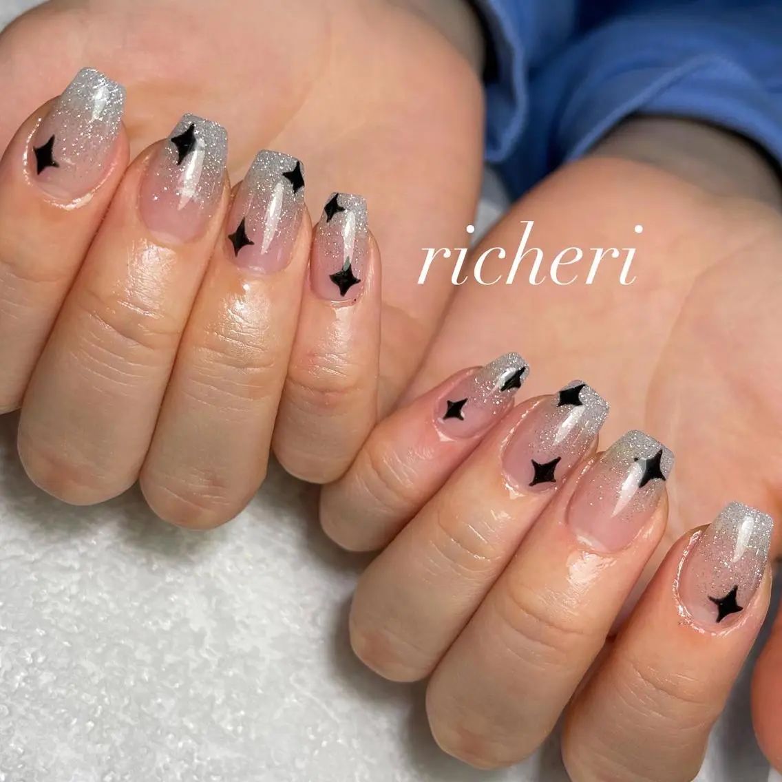 ミディアム ネイル 韓国風ヘア アートネイル フレンチネイル ジェルネイル ガラスフレンチ richeri beautyのその他イメージ
