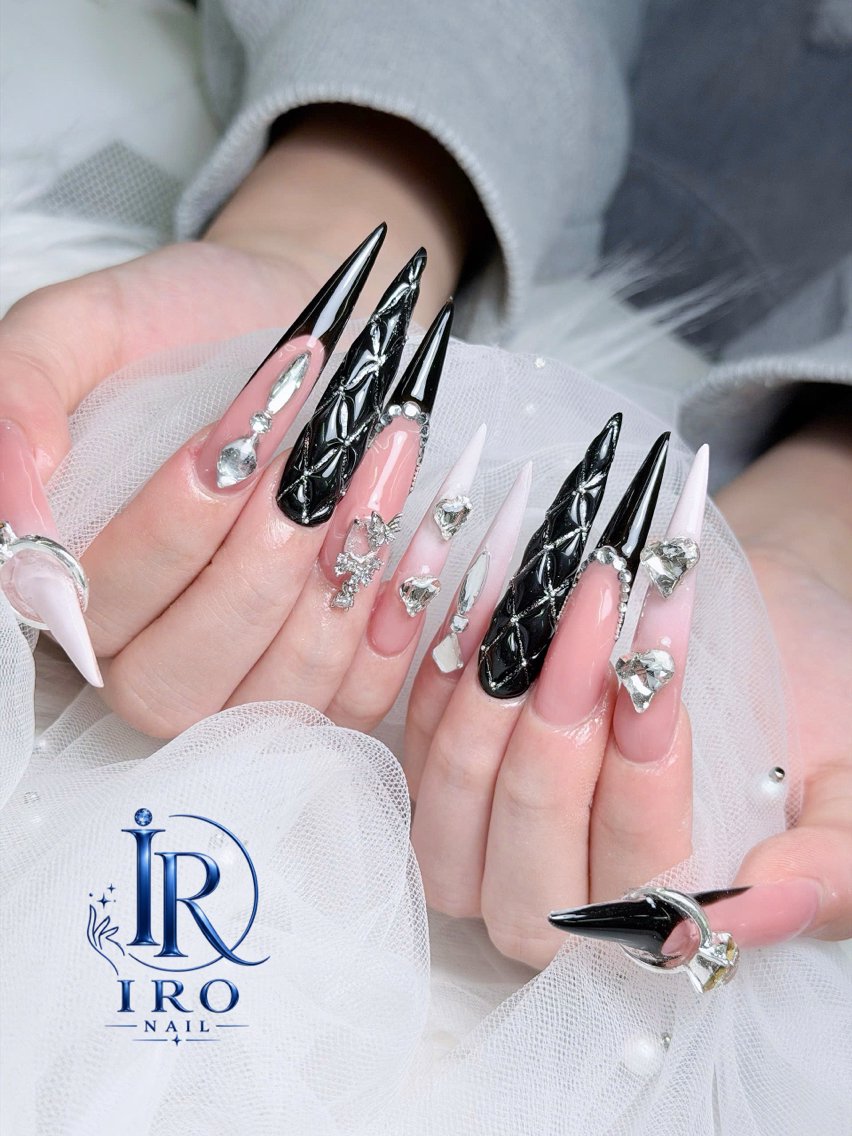 ネイル ハンドネイル IRO Nail Studio 千葉のネイルデザイン