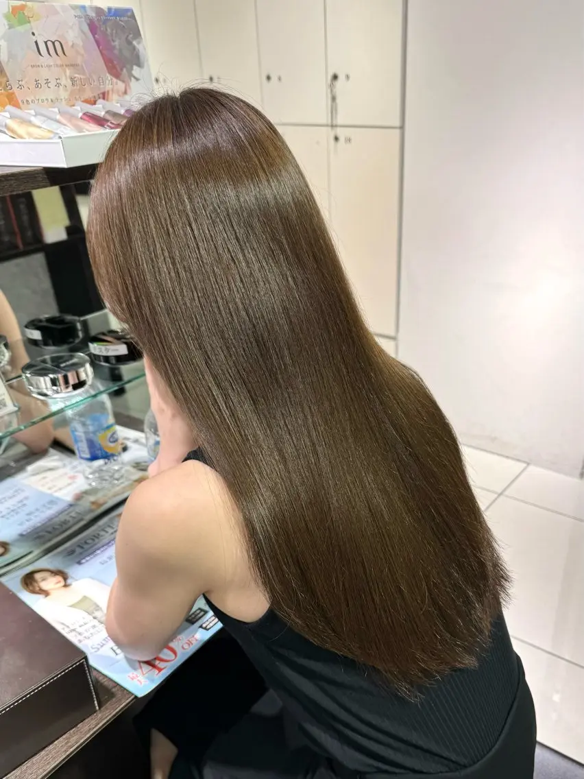 ロング ヘアカラー レイヤー×艶髪🤎. 𝜗𝜚hitomiのヘアスタイル