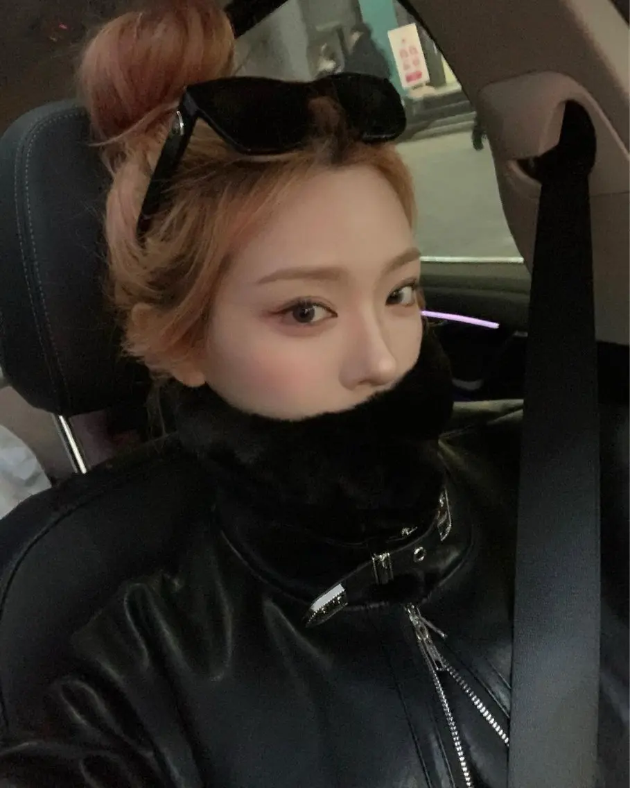 ロング ヘアカラー ヘッドスパ ヘアセット 🤍韓国艶ワンホン ヘアMayu🤍のヘアスタイル