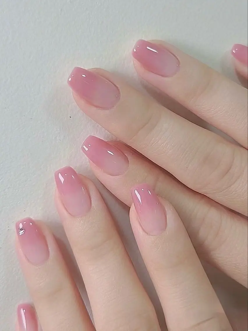 ネイル 長さ出し フレンチネイル グラデーション 卒業式 マグネットネイル MIHANA NAILのネイルデザイン