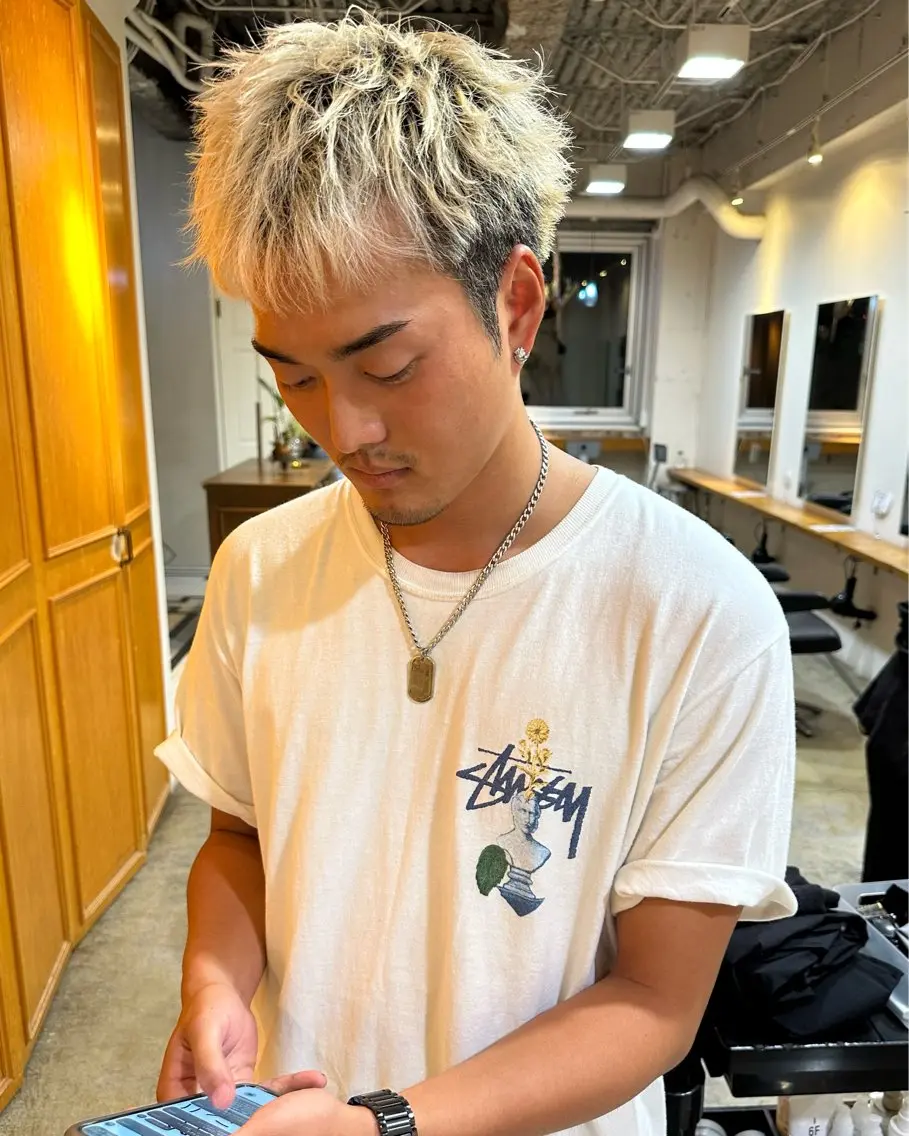 ショート カラー メンズ グランジヘア 無造作ヘアHYUGAのヘアスタイル