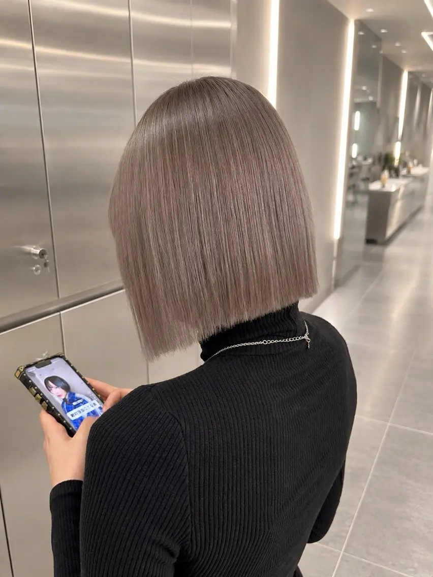 ショート ハイトーン/エクステ あやねのヘアスタイル
