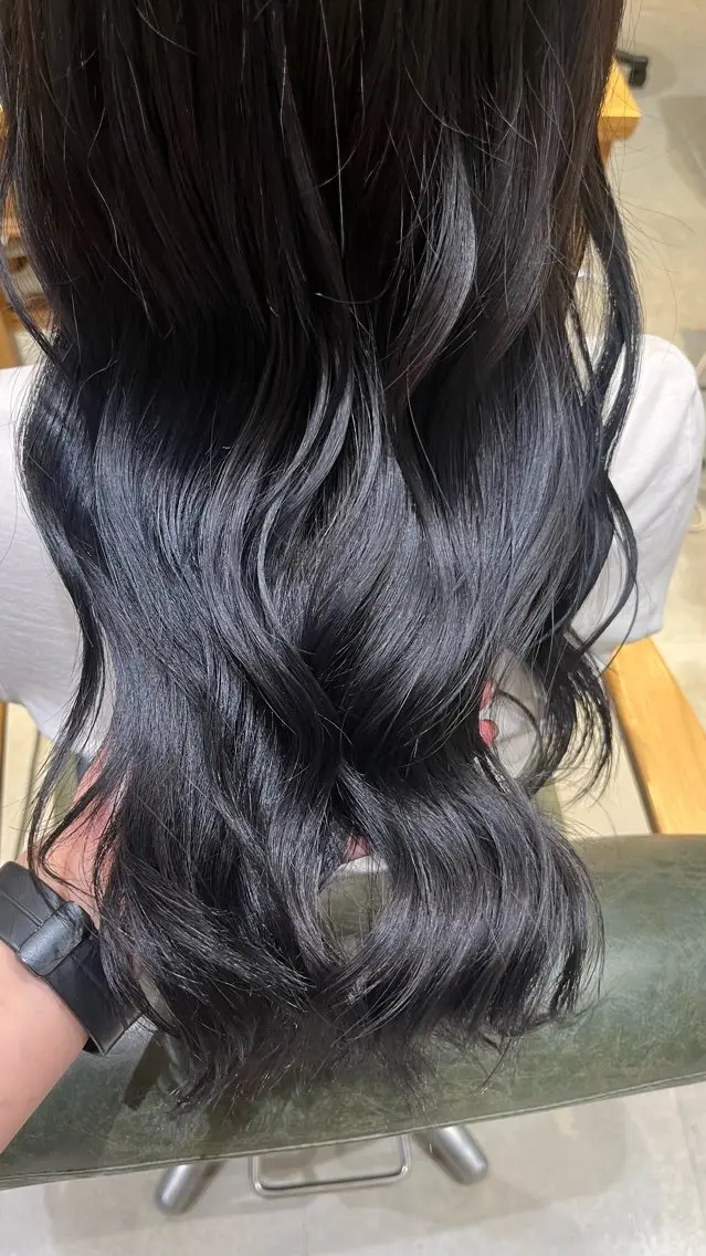 セミロング カラー 𝐚𝐨𝐢🩰/ パーソナルカラーのヘアスタイル