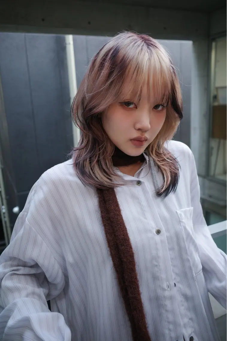 セミロング カラー ヘアカラー ナチュラル・ハイトー ン🏆HINOKIのヘアスタイル