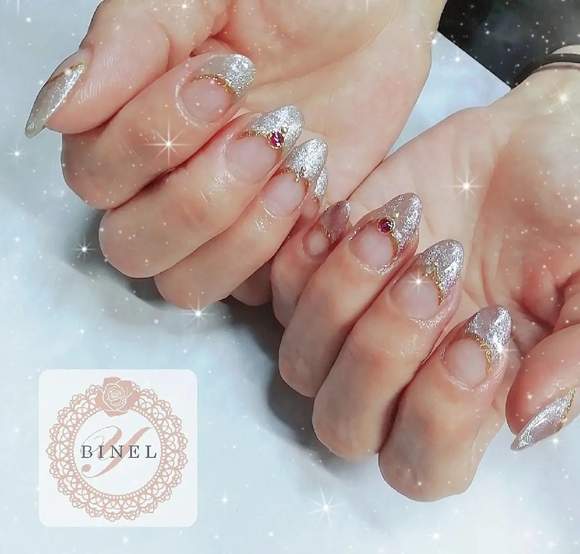 ネイル フレンチネイル キラキラネイル マグネットネイル ハンドネイル Nail Salon Y.BINELのネイルデザイン