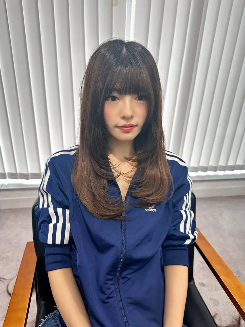 ロング カラー パーマ ヘアアレンジ メンズ キッズ レイヤーカット/ 巻ける縮毛矯正のヘアスタイル