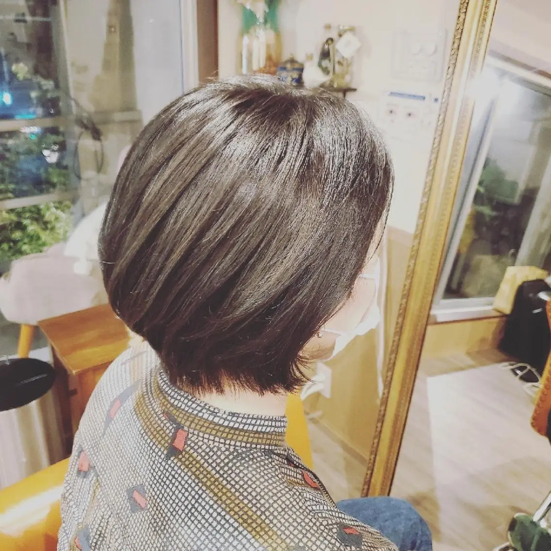 ショート カラー アディクシーカラー ブリーチ イルミナカラー 外国人風カラー トリートメント カット ヘアカラー トリートメント spa hair ark 富井直美のヘアスタイル
