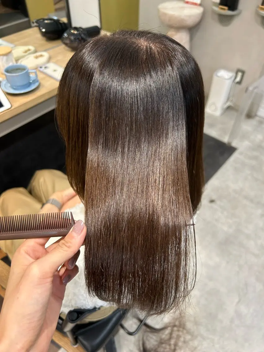ミディアム パーマ 髪質改善 ストレートパーマ カット 縮毛矯正 トリートメント hub hair レイヤー/ナチュラルのヘアスタイル