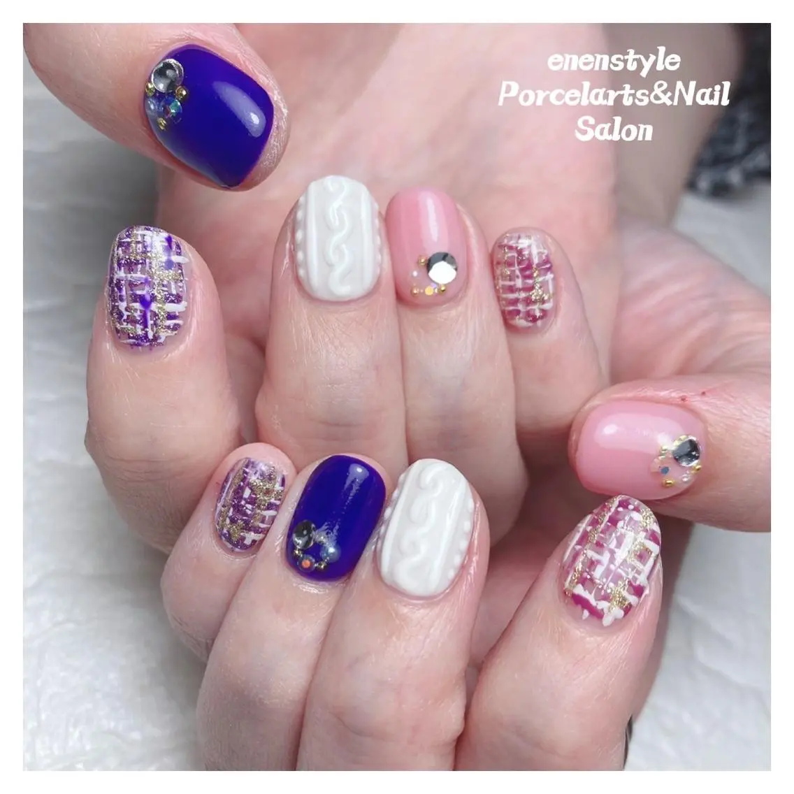 ミディアム ネイル 🐾enen style 🐾のネイルデザイン