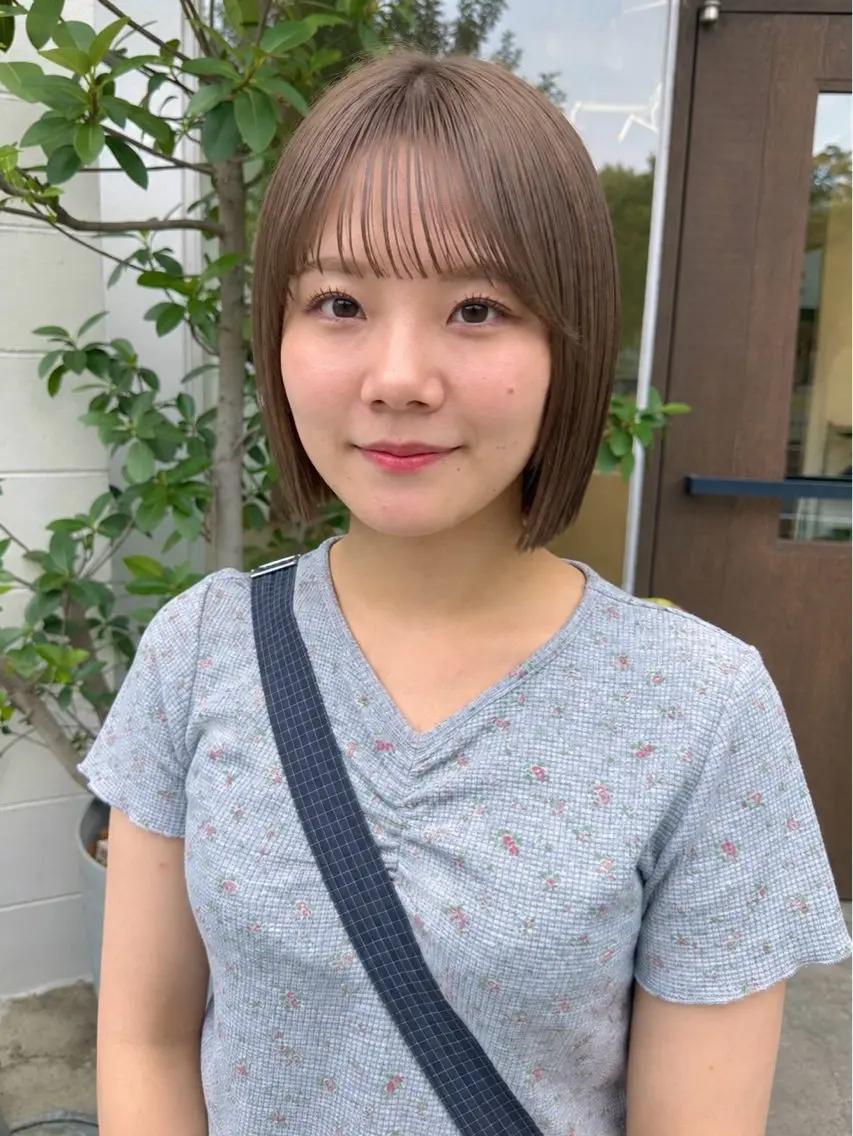 ショート カラー ベージュカラー ミント ミントベージュ ボブ カット ヘアカラー トリートメント 角岡 真帆/ボブ/髪質改善のヘアスタイル