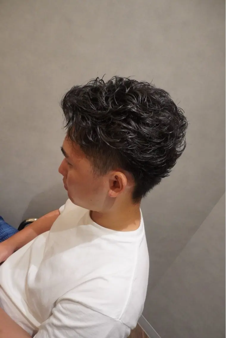ショート くせ毛 ショートヘア カット 空閑 永知のヘアスタイル