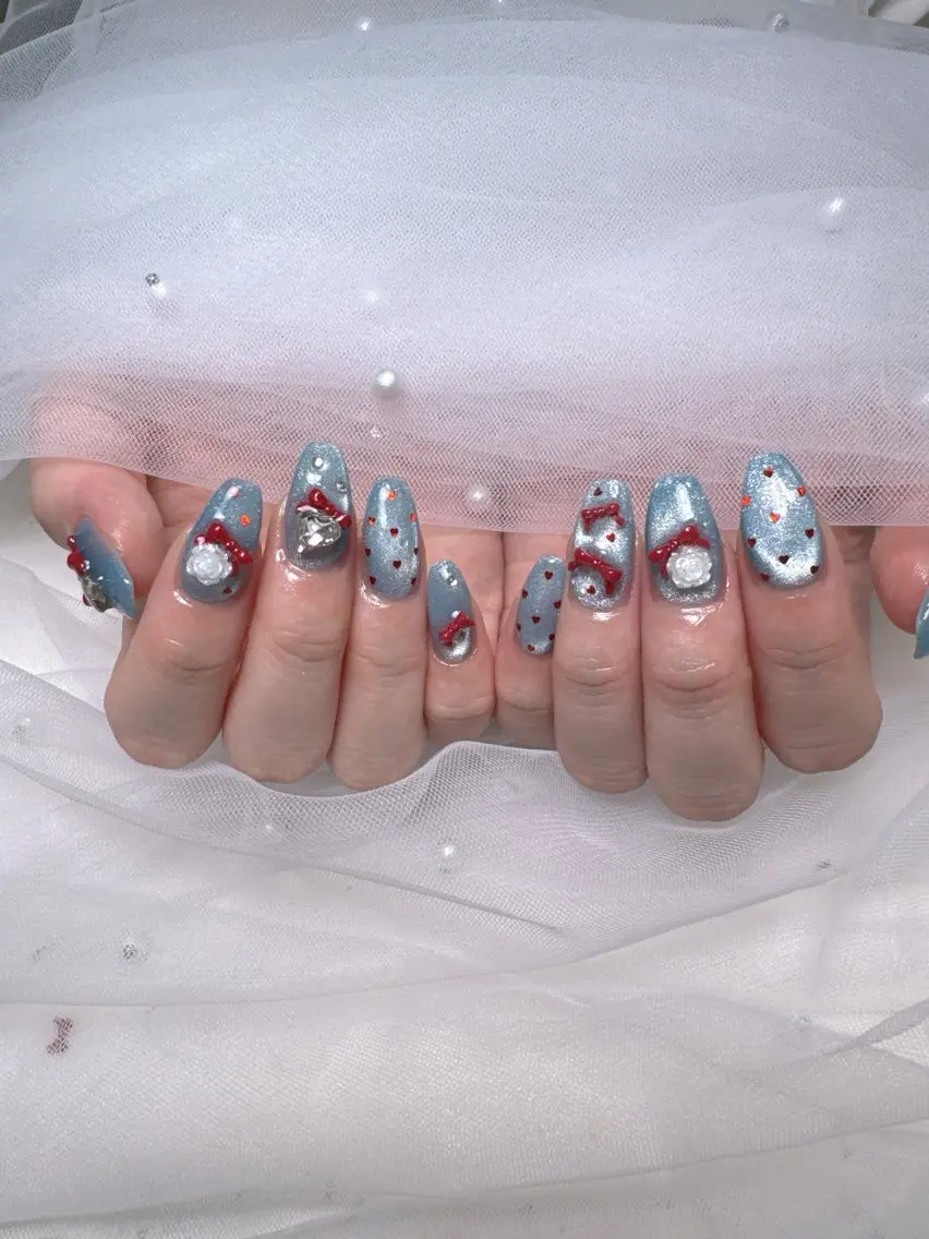 ネイル キラキラネイル 韓国ネイル 持ち込み ワンホンネイル Queeens nailのネイルデザイン