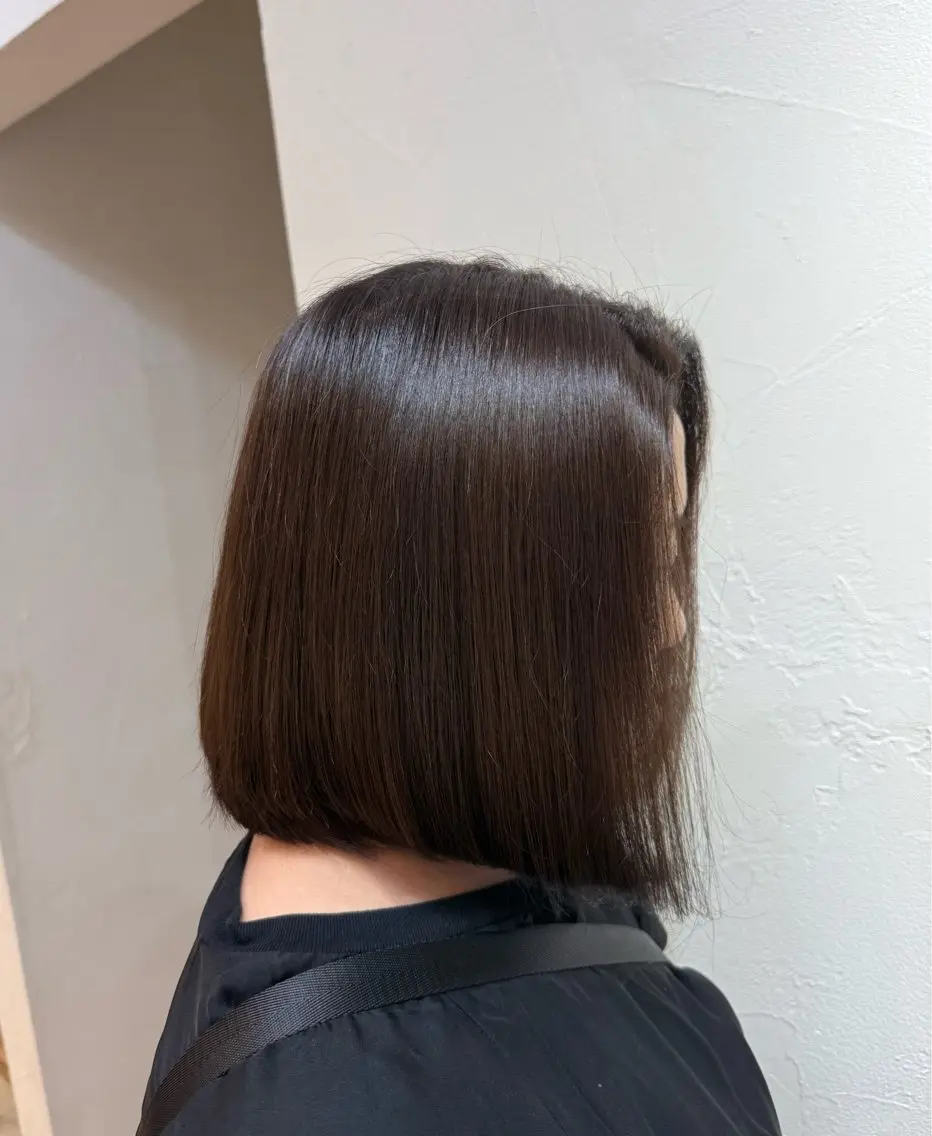 ショート カラー カット ヘアカラー トリートメント Hikari／暖色／ ブラウンカラー🤍のヘアスタイル