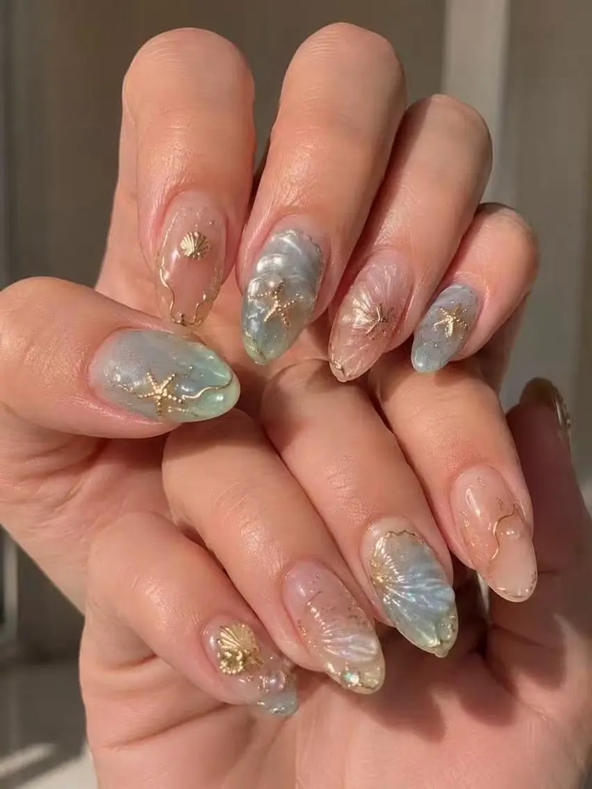 ネイル ハンドネイル Luvia harumiのネイルデザイン