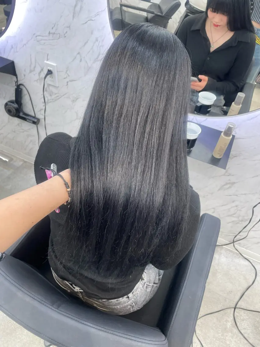 ロング カラー ヘアカラー 韓国ヘア🎀 /♡𝓝𝓸𝓪♡のヘアスタイル