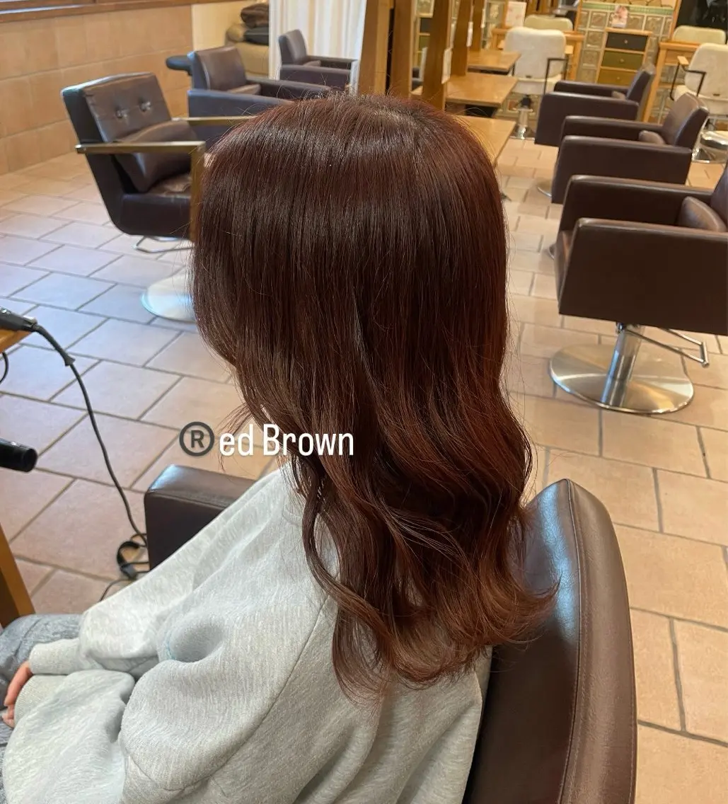 ミディアム カラー ブリーチ ブリーチなしカラー 顔周りレイヤー☆ スパ☆石上遥楓のヘアスタイル