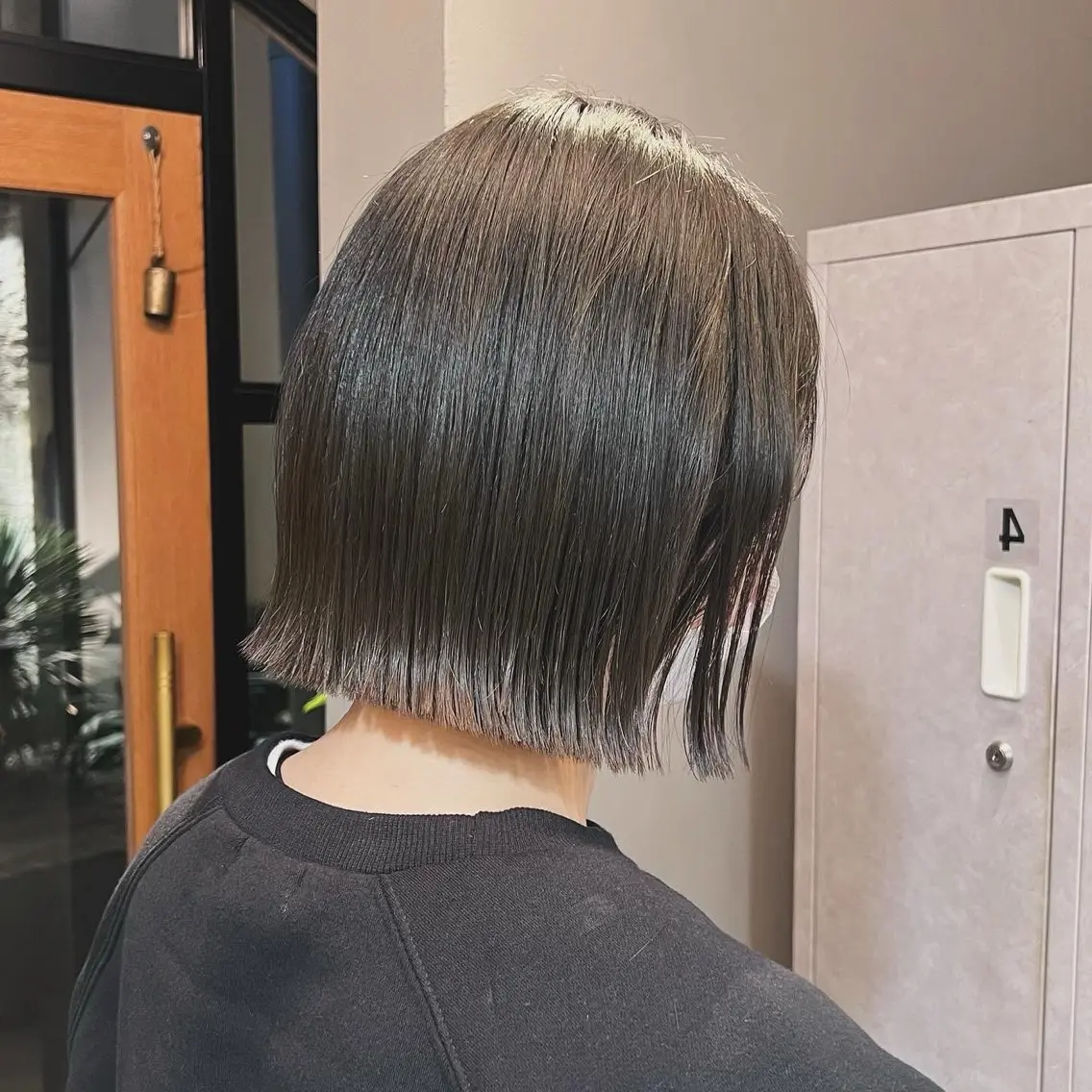 ショート カラー 切りっぱなしボブ ボブ 神戸ボブ✂️ ioe三宮/田 伸佳のヘアスタイル