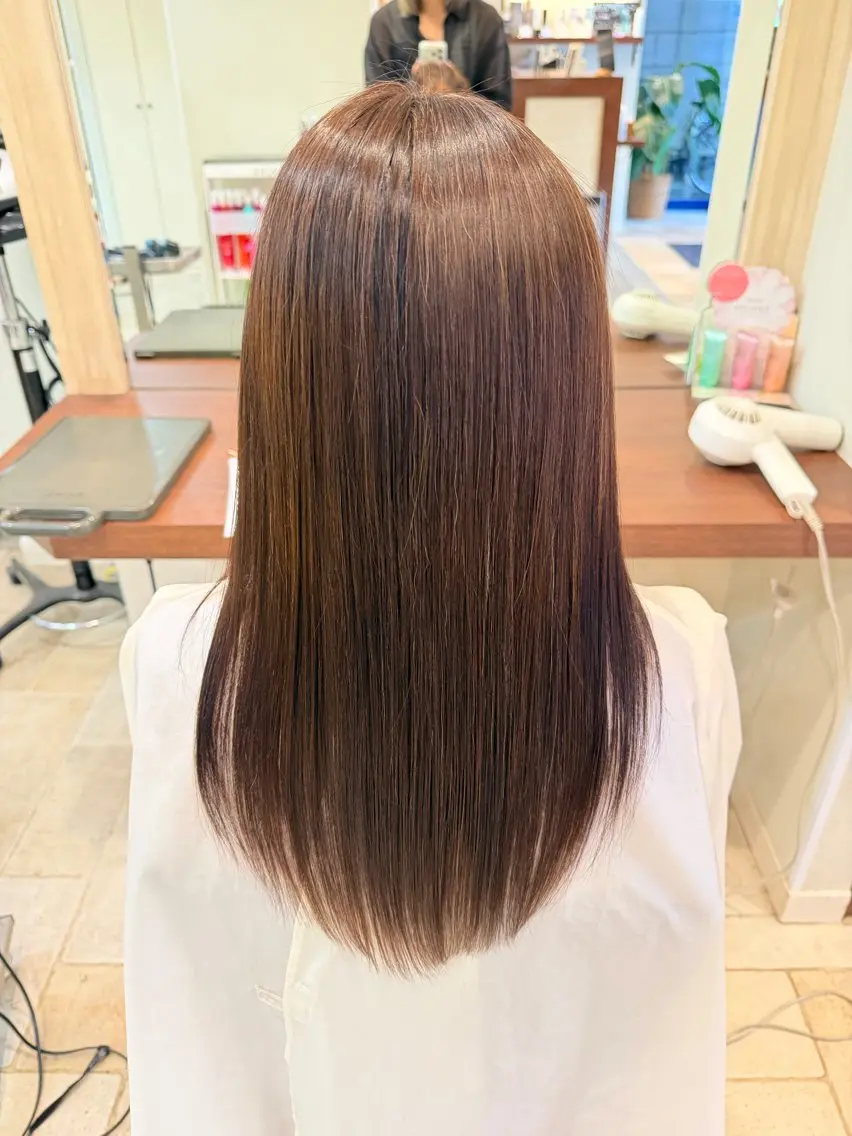 セミロング 縮毛矯正 トリートメント 梅樹 彩香のヘアスタイル