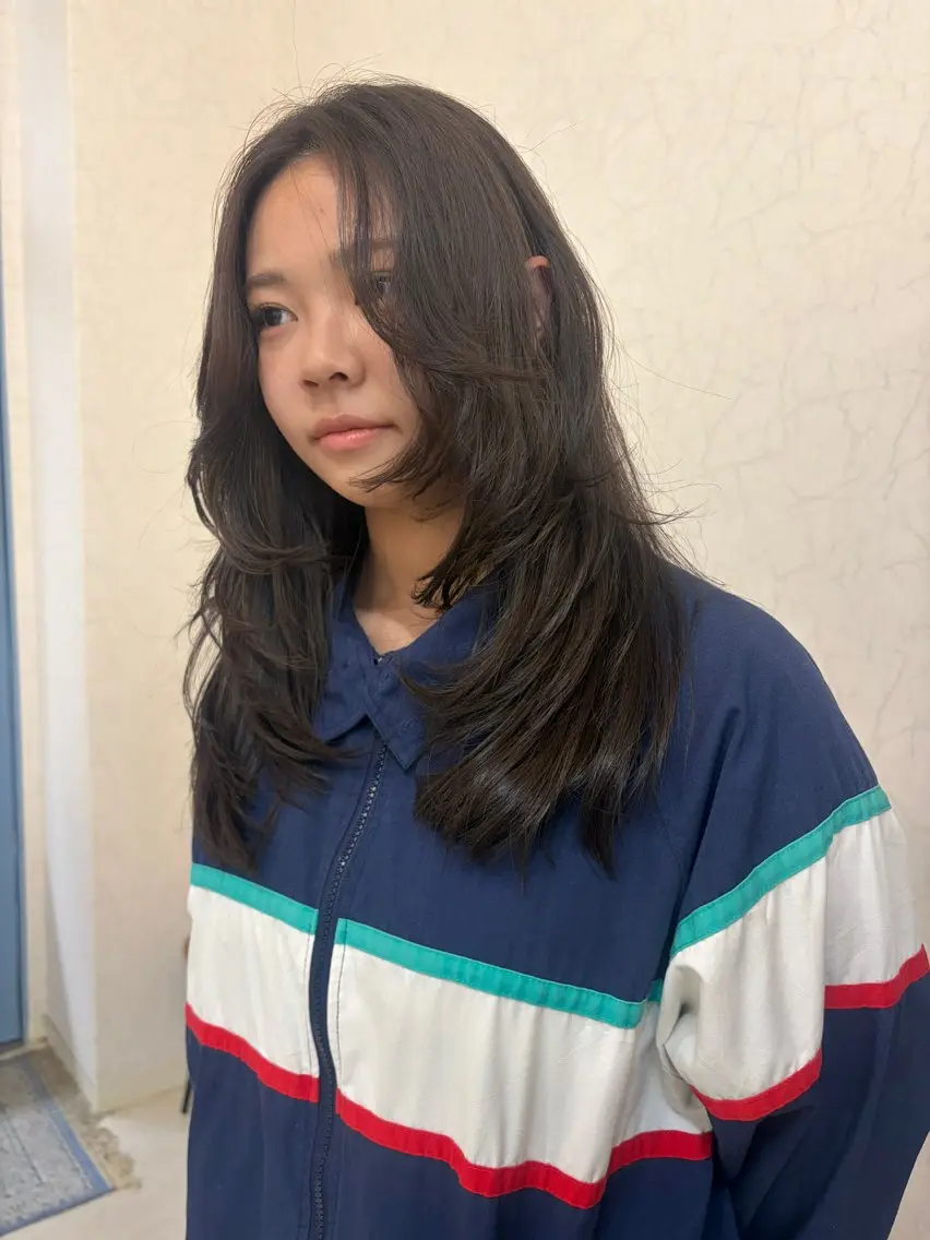 セミロング カラー カット ヘアカラー niko RINKAのヘアスタイル