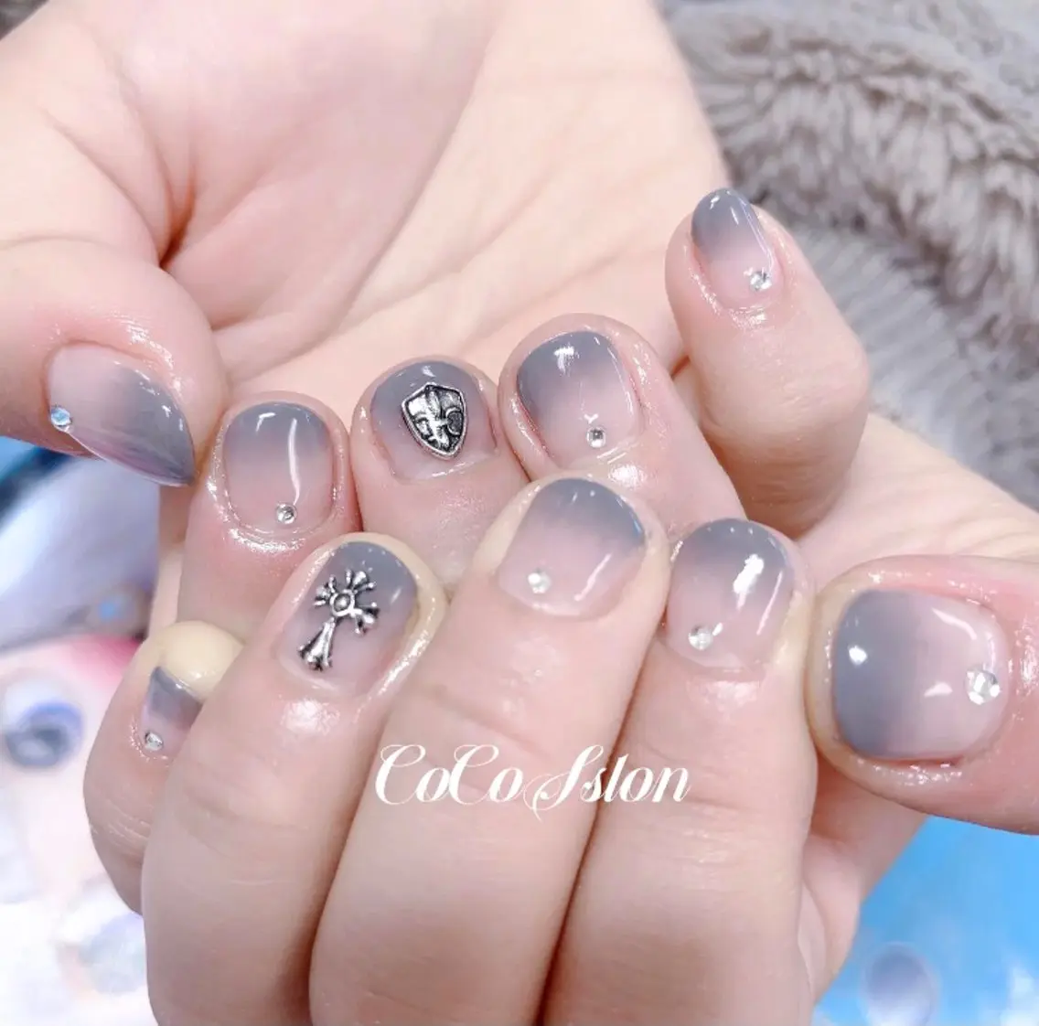 ネイル ジェルネイル グラデーション シンプルネイル CoCo Salon ネイル/睫毛/脱毛のネイルデザイン