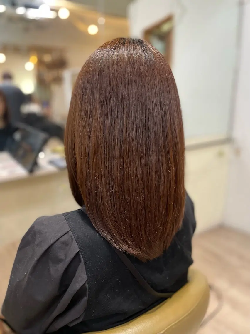 セミロング 茅野 あゆ美のヘアスタイル