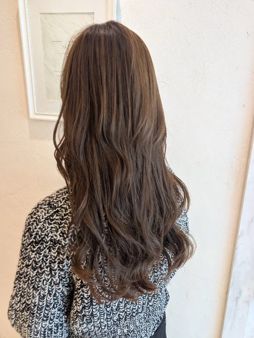 パーマ ロング 外国人風カラー ★YUKI ★のヘアスタイル