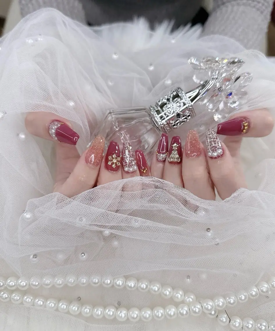 ネイル Minéa nailのネイルデザイン