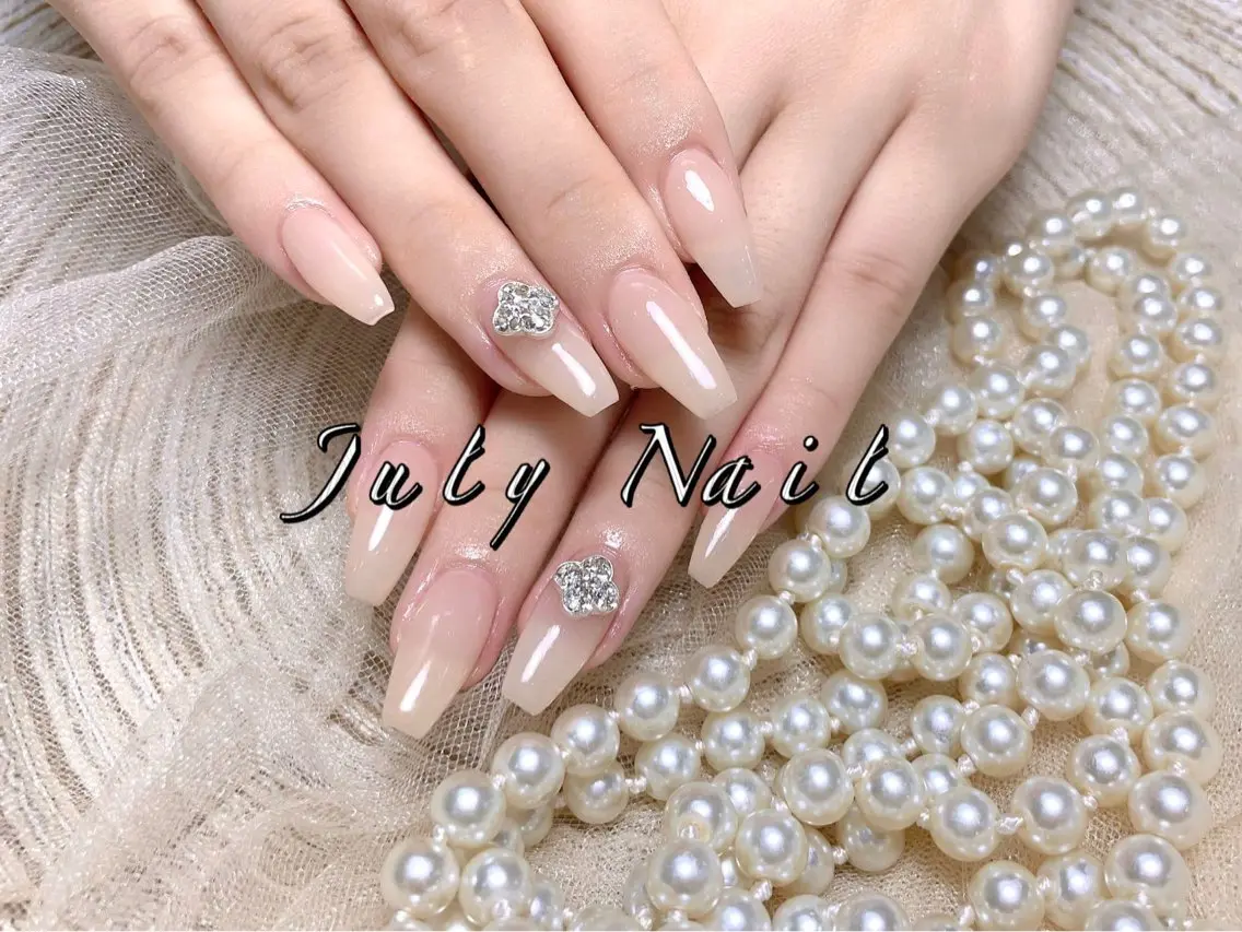 カラー July Nail 新横浜駅のネイルデザイン