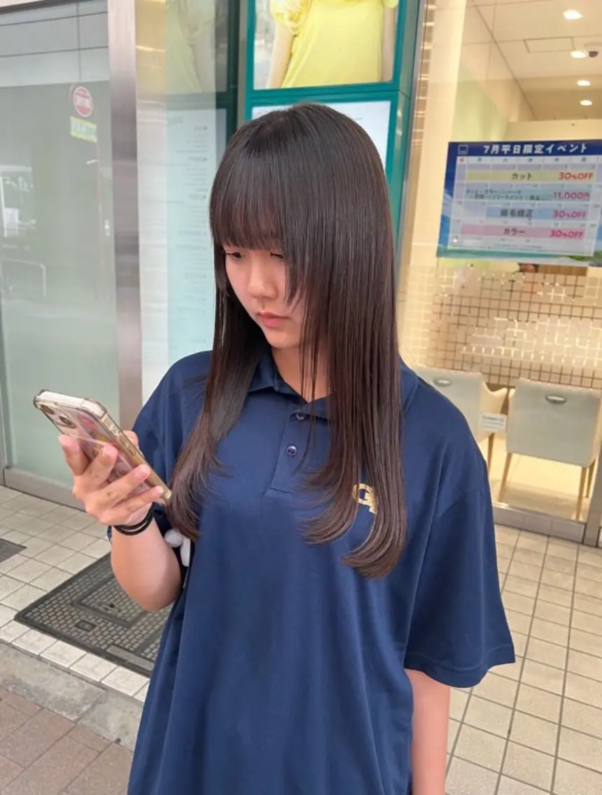 ロング 駒形 七海のヘアスタイル