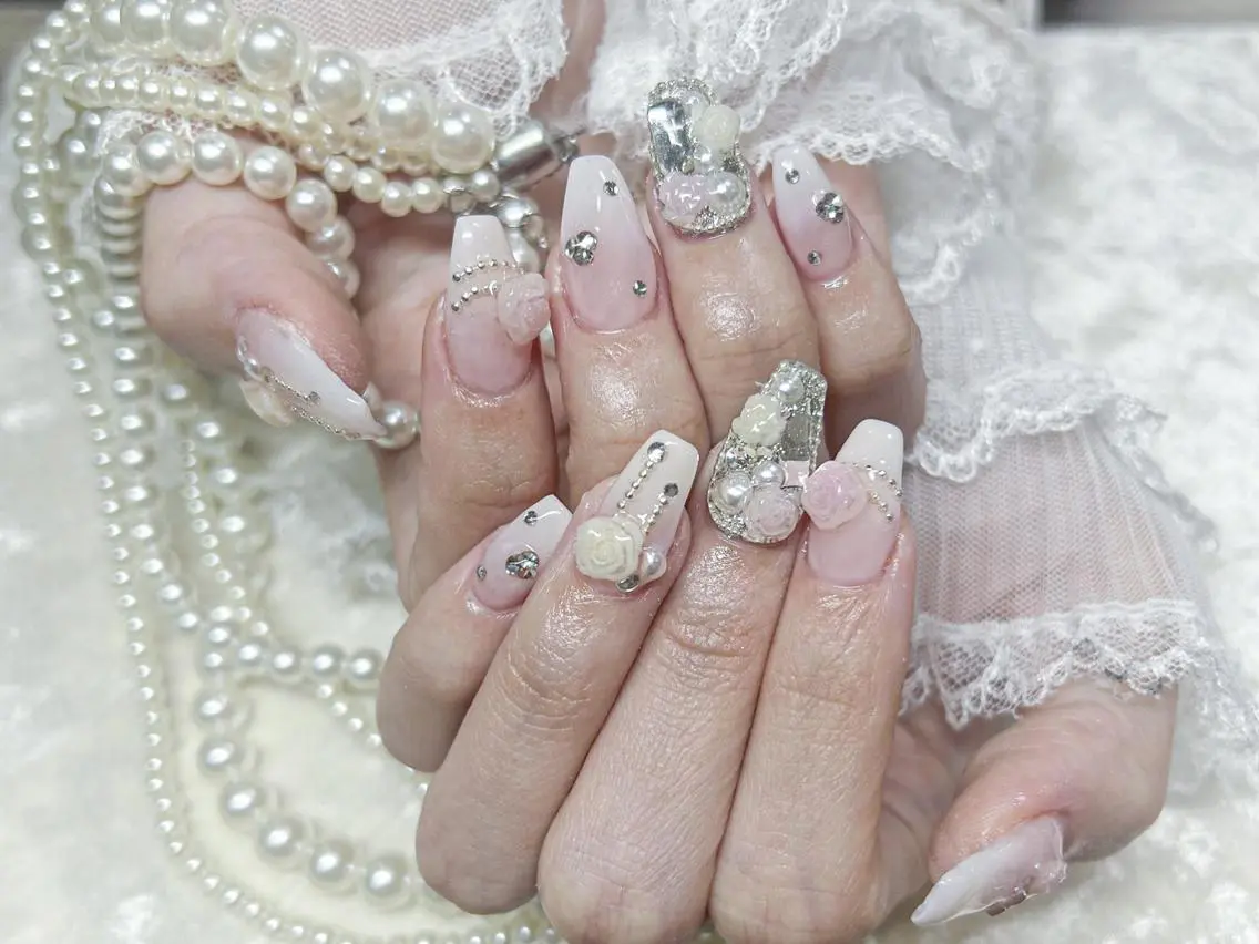 ネイル M.Y ネイル🩷のネイルデザイン