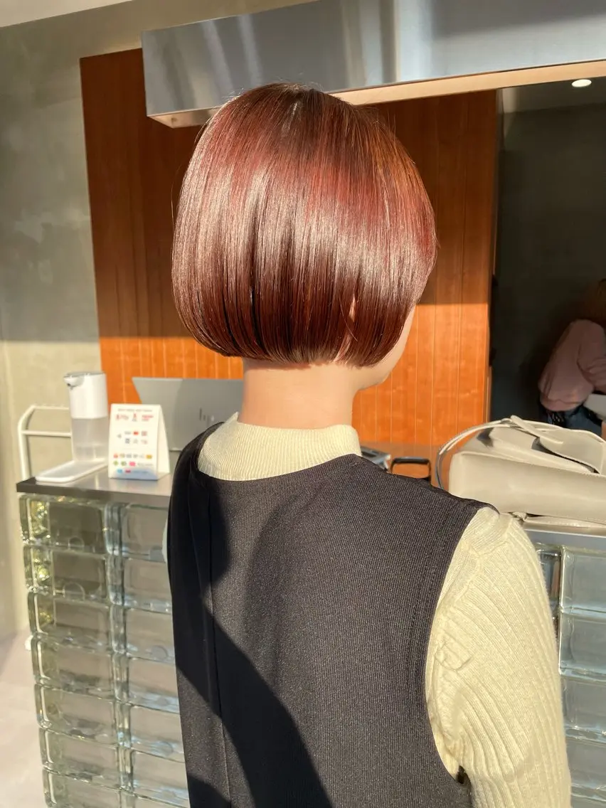 ショート カラー ボブ ショートヘア カット ヘアカラー トリートメント 👑ボブはお任せ ミヤノ👑のヘアスタイル