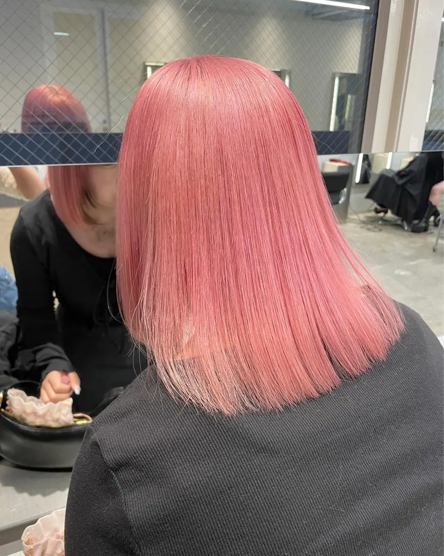 ミディアム カラー ヘアカラー トリートメント 🪸店長ハイトーン エクステmisakiのヘアスタイル