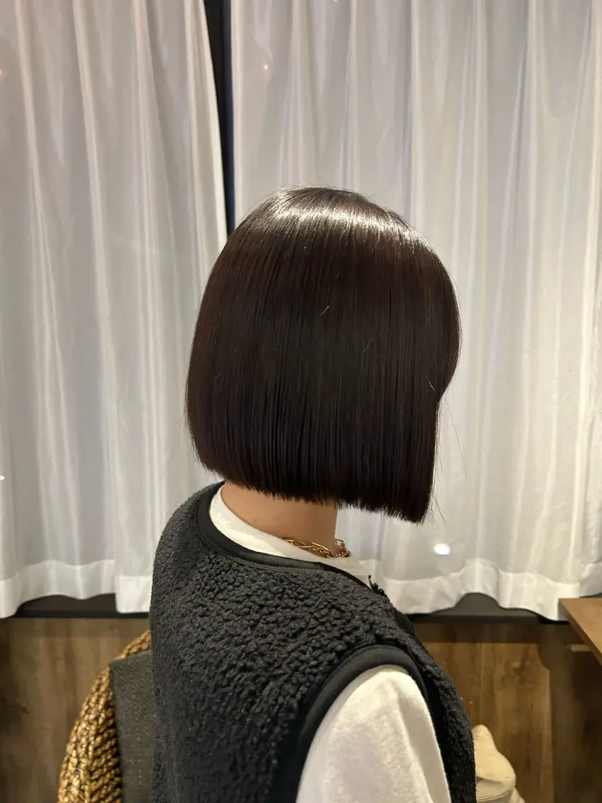 ショート ナチュラルレイヤー |艶髪|AYAKOのヘアスタイル