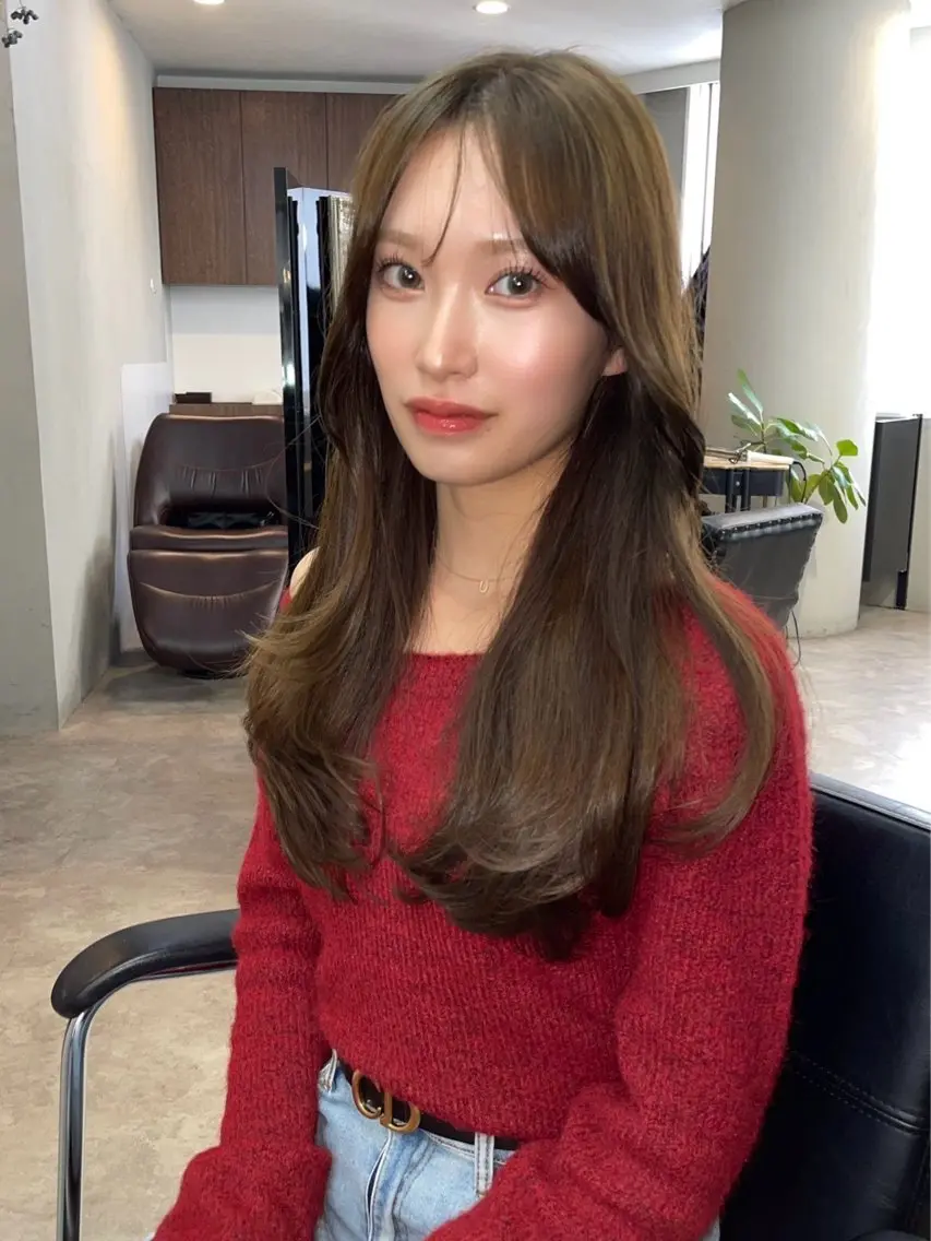 ロング カット ヘアカラー YUSUKE レイヤーカットカラーのヘアスタイル