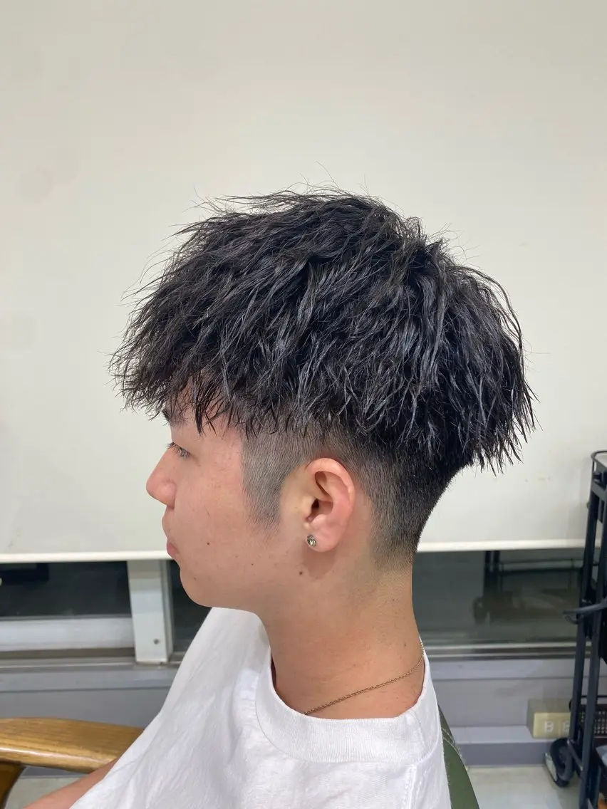 ショート ツイストパーマ カット パーマ 川村 涼介のヘアスタイル