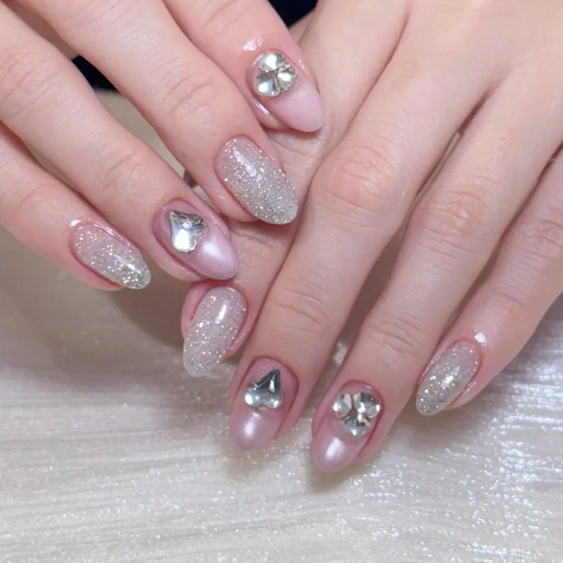持ち込みデザイン⭐️アート4本+ワンカラー/ラメグラデー6本の写真